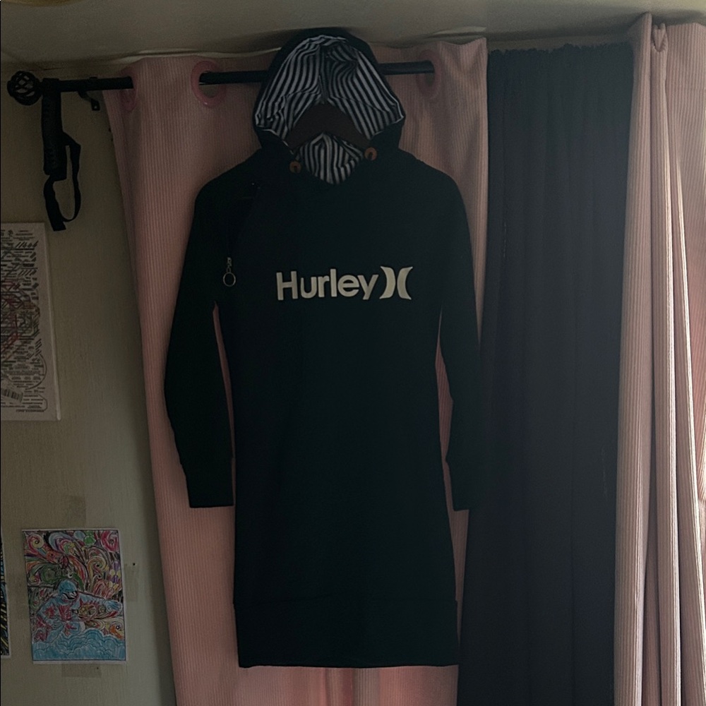 Hurley Black Dress/long hoodie with Zebra Hood